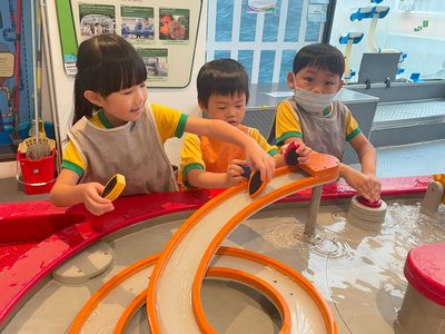 香港子ども発見館訪問