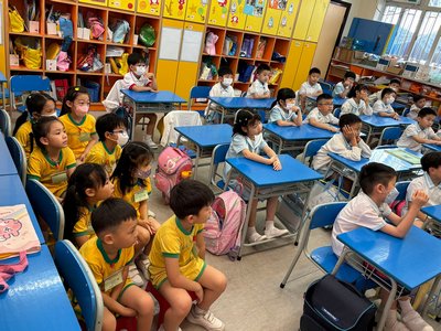 Visita alla scuola primaria Precious Blood